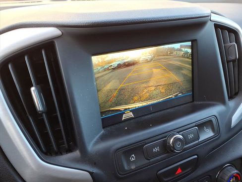 Used 2019 GMC Terrain SLE w/ Driver Convenience Package image 19