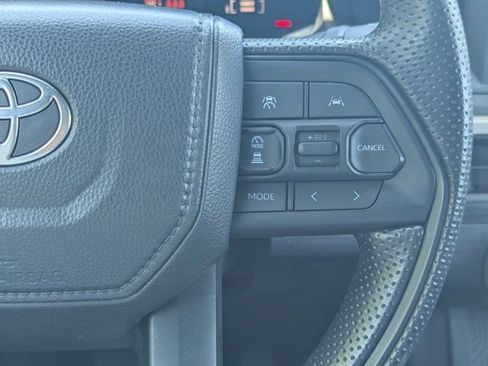 Used 2025 Toyota Tacoma SR AWD/4WD image 22