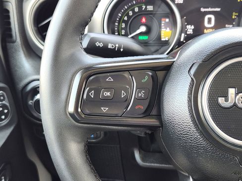 Used 2023 Jeep Wrangler Unlimited w/ Cold Weather Group AWD/4WD image 29