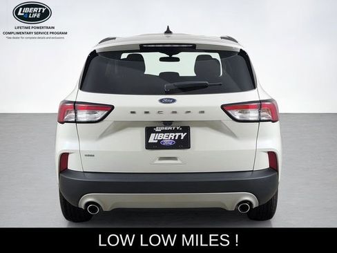 Used 2022 Ford Escape SE w/ Cold Weather Package FWD image 7
