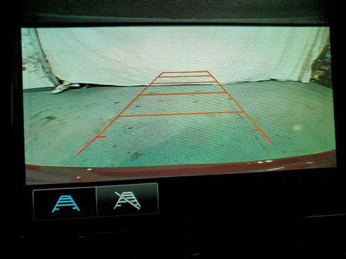 Used 2017 Chevrolet Trax LT w/ LT Convenience Package image 21