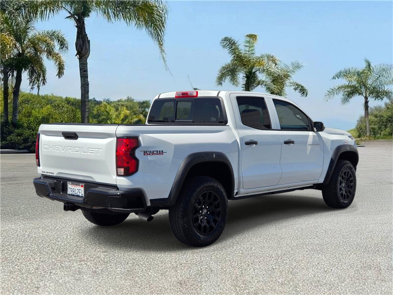 Used 2025 Chevrolet Colorado Trail Boss AWD/4WD image 4