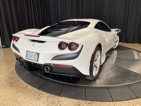 Used 2022 Ferrari F8 Tributo image 10