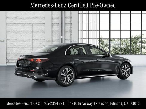 Used 2025 Mercedes-Benz E 350 Sedan image 21