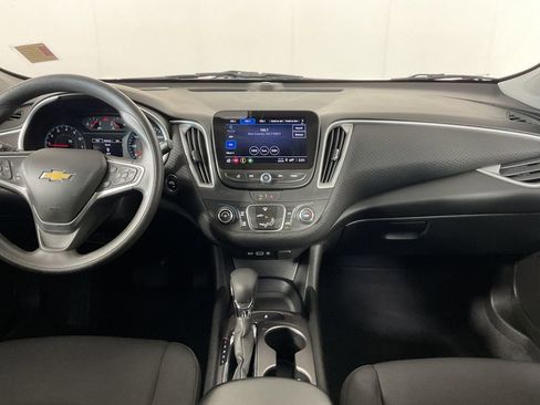 Used 2023 Chevrolet Malibu LS FWD image 15