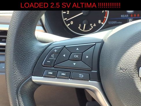 Used 2024 Nissan Altima 2.5 SV FWD image 17