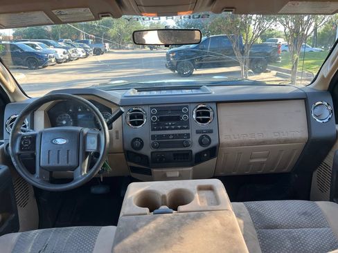 Used 2012 Ford F250 XLT AWD/4WD image 13