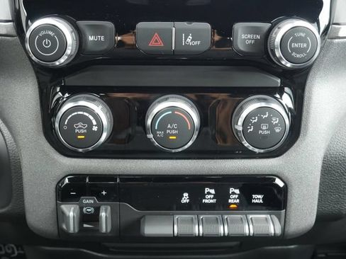 Used 2025 RAM 1500 Classic Warlock AWD/4WD image 20