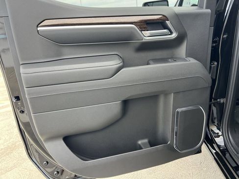 New 2026 GMC Sierra 1500 Elevation image 25