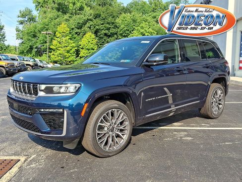 New 2026 Jeep Grand Cherokee Summit AWD/4WD image 1
