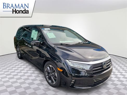 Certified 2023 Honda Odyssey Elite image 2