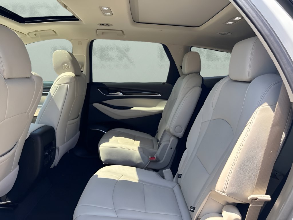 Used 2023 Buick Enclave Premium w/ Experience Buick Package FWD image 13