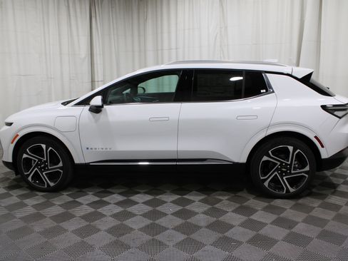 New 2026 Chevrolet Equinox EV LT w/ Convenience Package II image 37