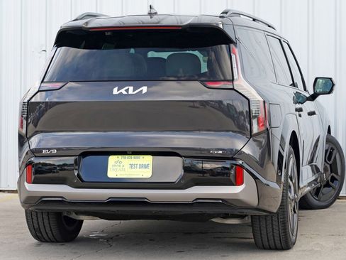 Used 2024 Kia EV9 GT-Line image 5