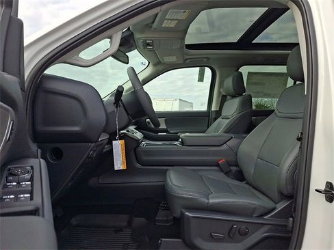 New 2026 Ford Expedition Max Active image 6