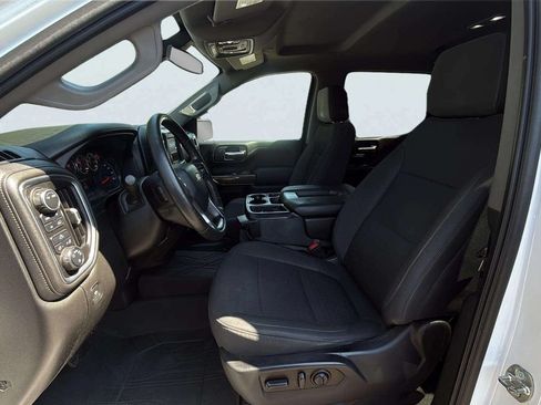 Used 2020 Chevrolet Silverado 1500 LT w/ Convenience Package AWD/4WD image 13