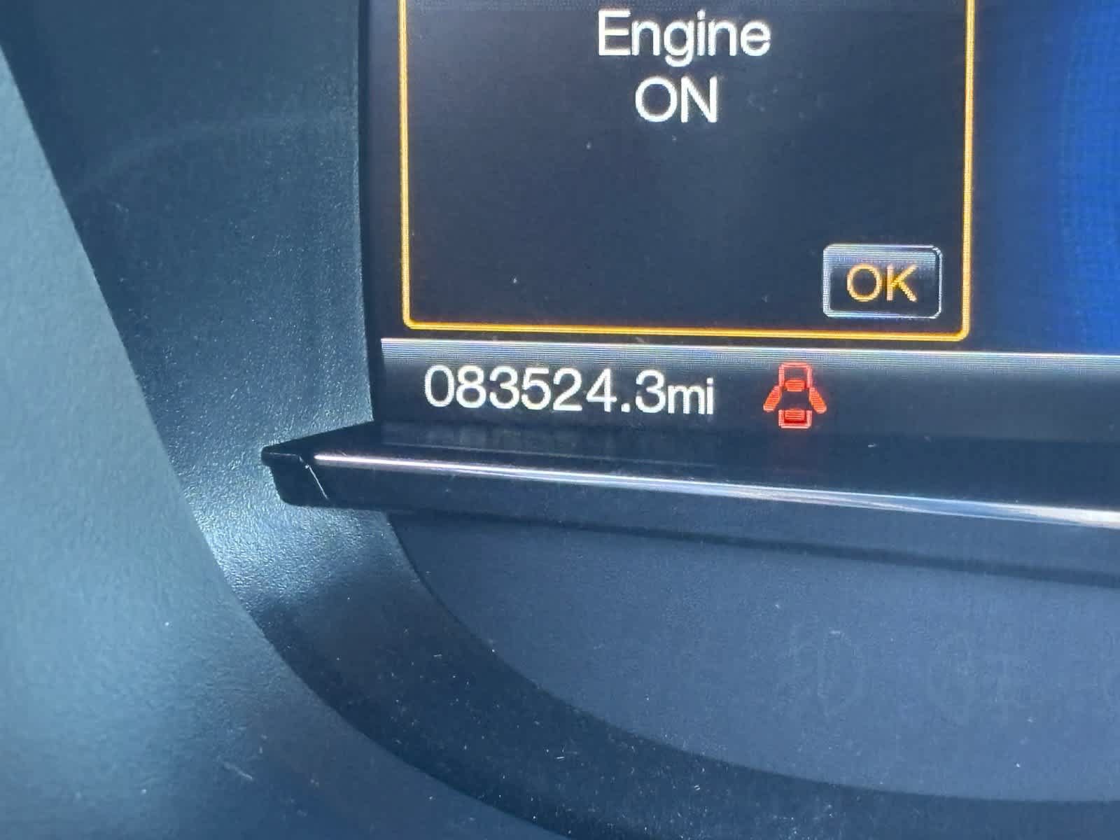 Used 2017 Ford Explorer XLT w/ Equipment Group 201A FWD image 24