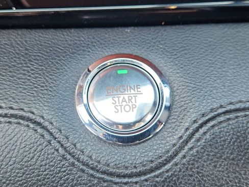 Used 2024 Lincoln Navigator Premiere AWD/4WD image 23