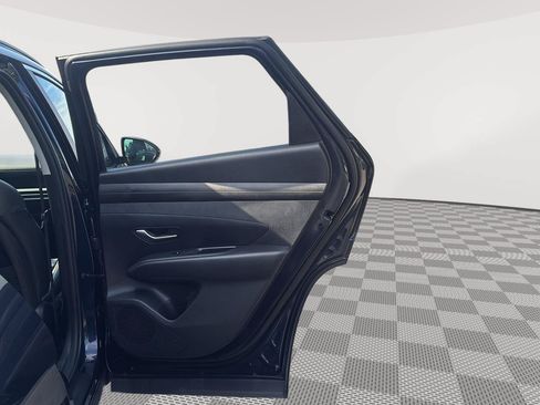 Used 2025 Hyundai Tucson SEL AWD/4WD image 15