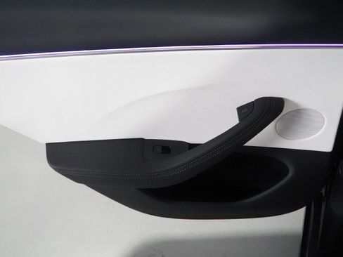 Used 2025 Tesla Model 3 Performance AWD/4WD image 60