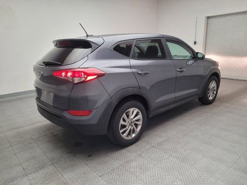 Used 2017 Hyundai Tucson SE image 9