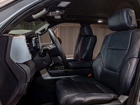 Used 2024 Toyota Sequoia Platinum image 20