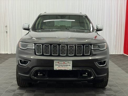 Used 2020 Jeep Grand Cherokee Overland AWD/4WD image 3