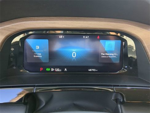 Certified 2024 Volkswagen Atlas SE image 32