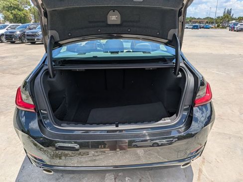 Used 2025 BMW 330i Sedan RWD image 12
