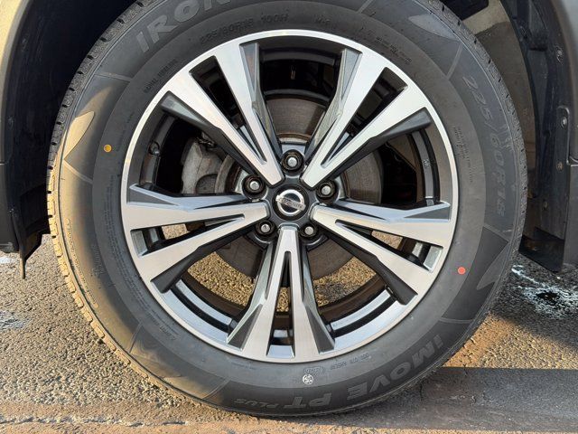 Used 2017 Nissan Rogue SL w/ SL Premium Package AWD/4WD image 12