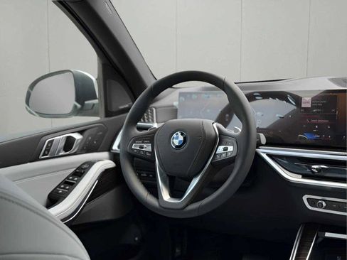 Certified 2025 BMW X5 xDrive50e w/ Executive Package image 14