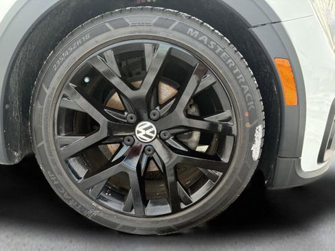 Used 2017 Volkswagen Beetle 1.8T Dune image 30