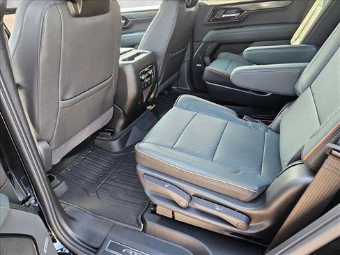New 2026 GMC Yukon AT4 w/ AT4 Premium Plus Package AWD/4WD image 15