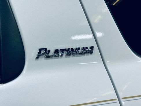 Used 2020 Toyota Sequoia Platinum image 16