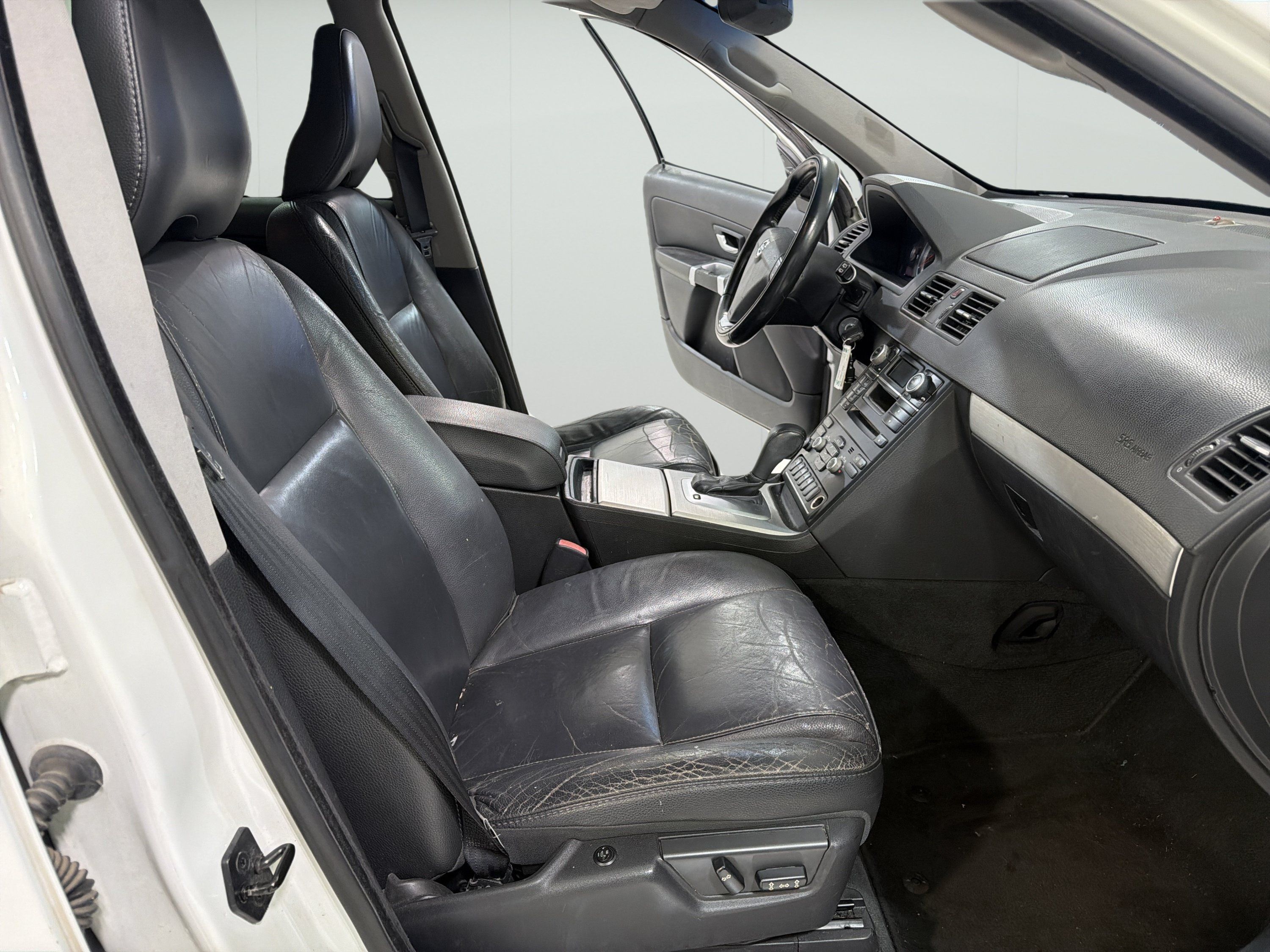 Used 2013 Volvo XC90 3.2 FWD image 16