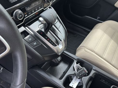 Used 2018 Honda CR-V LX image 14