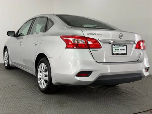 Used 2018 Nissan Sentra S FWD image 6