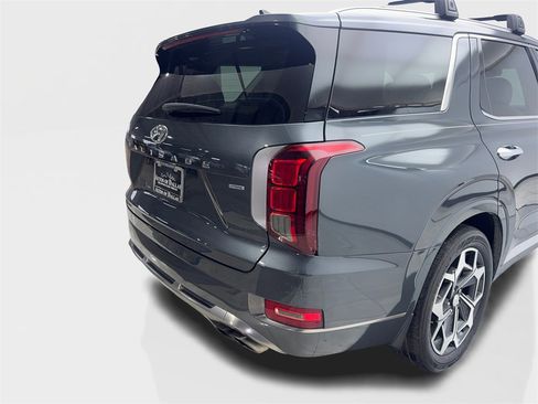 Used 2022 Hyundai Palisade Calligraphy image 18