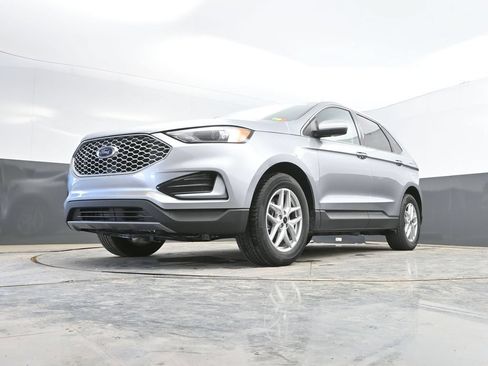 Used 2024 Ford Edge SEL AWD/4WD image 34