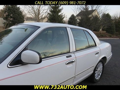 Used 2010 Mercury Grand Marquis LS image 27