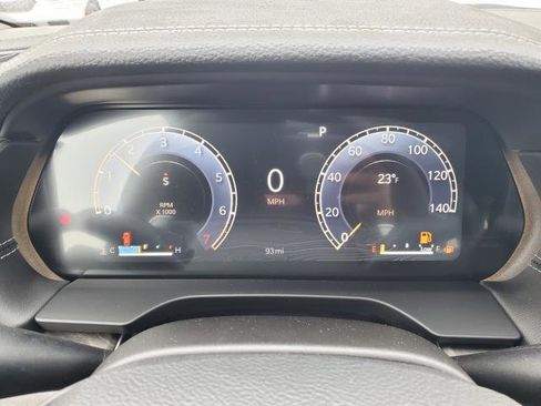 New 2025 Jeep Grand Cherokee L Limited w/ Black Appearance Package image 10