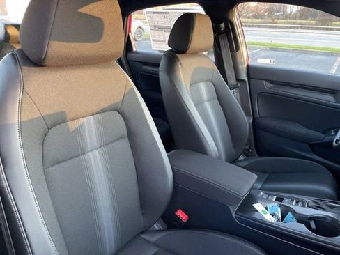 New 2026 Honda Civic Sport image 10