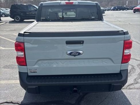 Used 2024 Ford Maverick Lariat image 10
