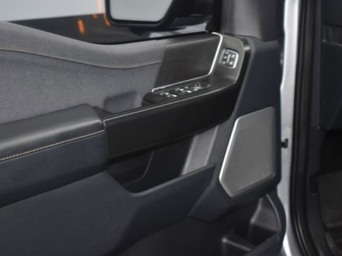 Certified 2022 Ford F150 Raptor w/ Equipment Group 801A High image 9