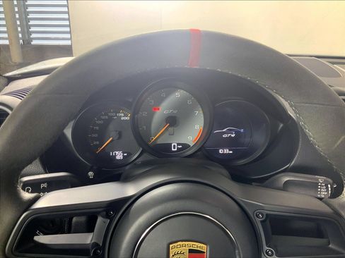 Certified 2022 Porsche 718 Cayman GT4 RWD image 11