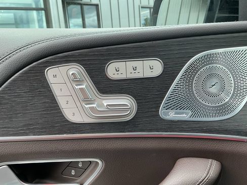 Used 2020 Mercedes-Benz GLS 580 4MATIC image 19