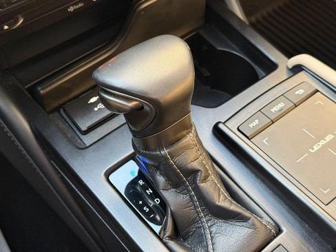 Used 2021 Lexus ES 250 w/ Premium Package image 26