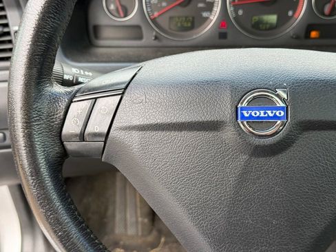 Used 2004 Volvo S60 2.4 FWD image 14