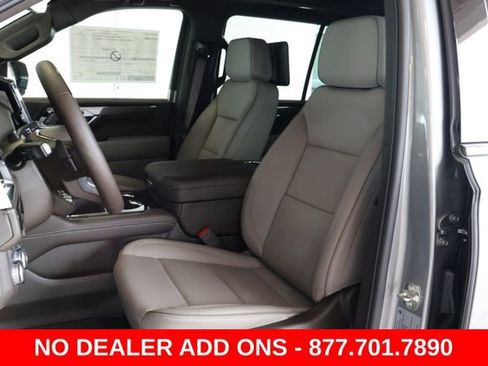 New 2026 GMC Yukon Elevation w/ Elevation Premium Package AWD/4WD image 16