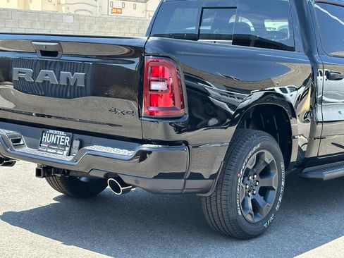 New 2026 RAM 1500 Express AWD/4WD image 8